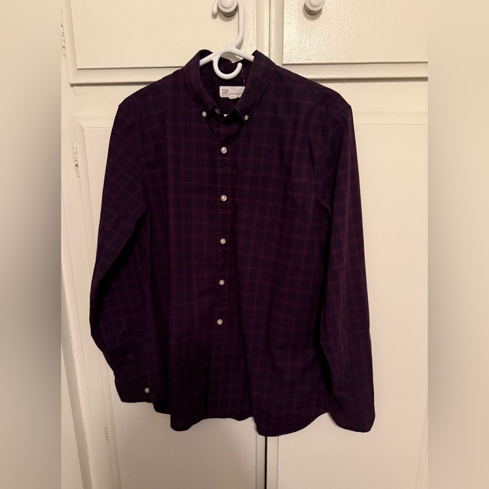 Men’s Gap Button Down